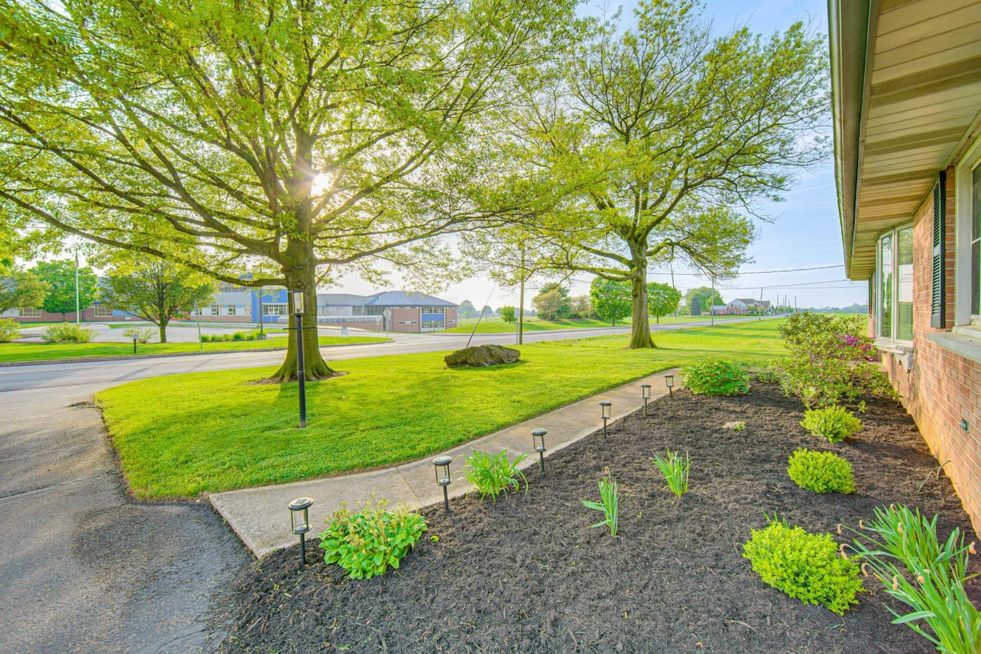 Villa Sunny Lancaster Gem, 4 Mi To Dutch Wonderland Extérieur photo