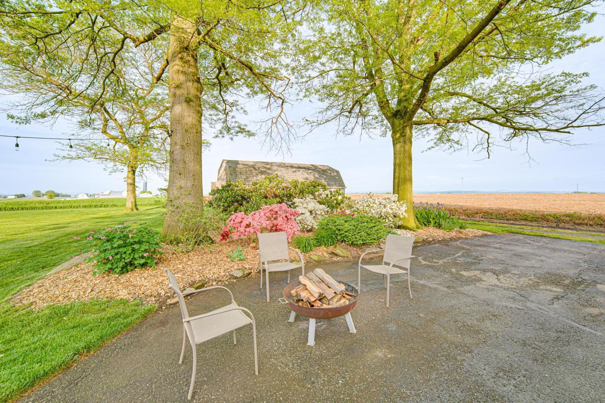 Villa Sunny Lancaster Gem, 4 Mi To Dutch Wonderland Extérieur photo